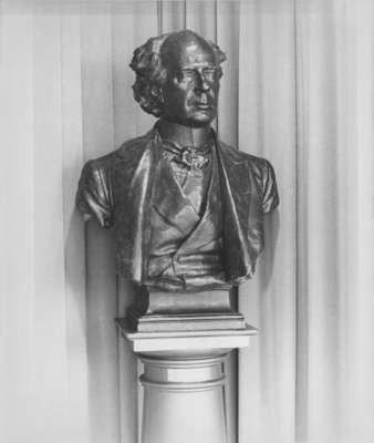 Wilfrid Laurier bust in Arts Building, Wilfrid Laurier University