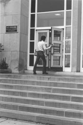 Arts Building entrance, Waterloo Lutheran University