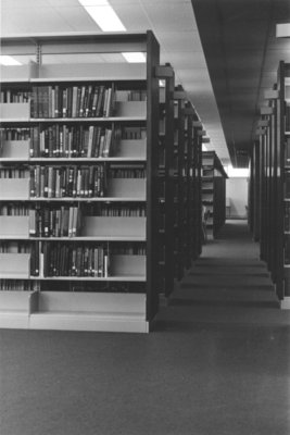 Interior Waterloo Lutheran University Library after the second phase of construction