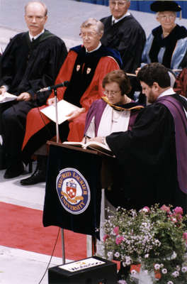 Spring convocation 1998, Wilfrid Laurier University