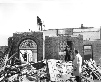 Demolition of Conrad Hall, Waterloo Lutheran University