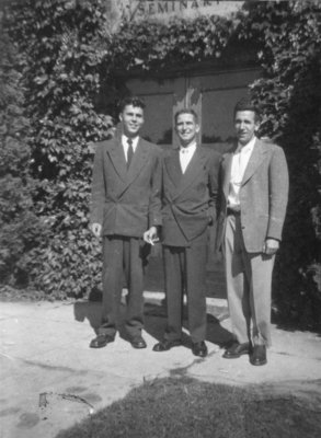 Waterloo College students standing in front of Willison Hall