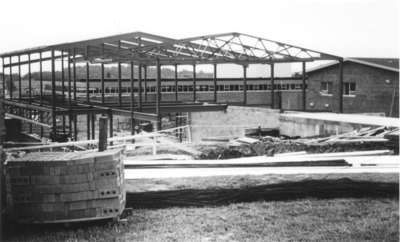 Construction of Dining Hall, Waterloo Lutheran University