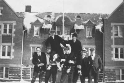 Waterloo College School students in front of Willison Hall