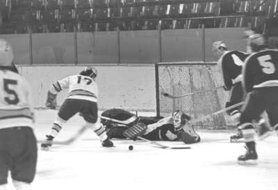 Waterloo Lutheran University hockey game