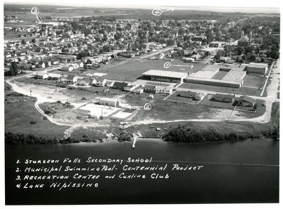 Vue aérienne de Sturgeon Falls / Aerial view of Sturgeon Falls