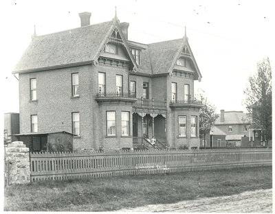 Maison de James Holditch, Sturgeon Falls / James Holditch's House, Sturgeon Falls