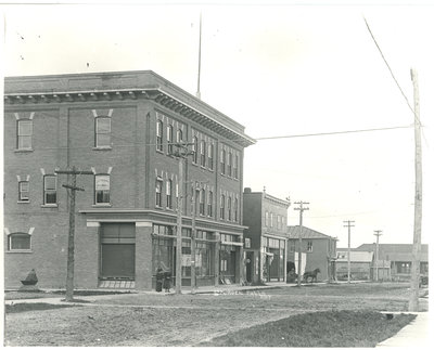 Magasin Michaud & Levesque, Sturgeon Falls / Michaud & Levesque Store, Sturgeon Falls