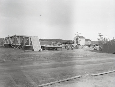 Construction du Sunbeam Hotel / Construction of the Sunbeam Hotel