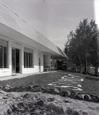 La construction de l'hôtel Sunbeam / Construction of Sunbeam Hotel