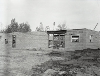 Construction du Sunbeam Hotel / Construction of the Sunbeam Hotel