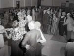 Danse carrée du club de l'âge d'or / Golden-age club square dance