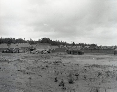 Construction de l'école Christ-Roi, River Valley / Construction of the Christ-Roi School, River Valley