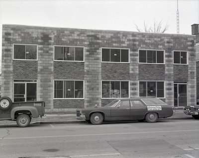 Immeuble du 321, rue Main, Sturgeon Falls / Building at 321 Main Street, Sturgeon Falls