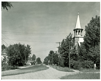 Rue Principale et Église St-Jean-Baptiste, Verner