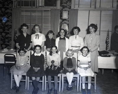 Un groupe de jeunes fille / A group of young girls