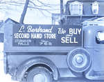 Camion du magasin L. Bertrand / L. Bertrand Sedcond Hand Store Truck