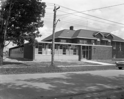 École Our Lady of Sorrows / Our Lady of Sorrows School