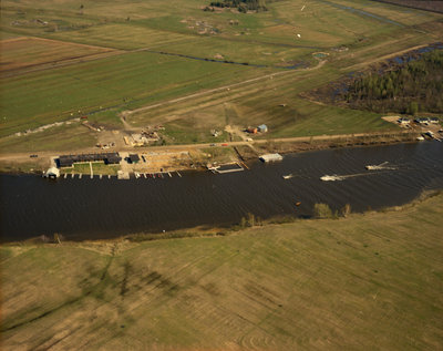 Vue aérienne des bateaux sur la Rivière Sturgeon / Aerial view of boats on the Sturgeon Falls