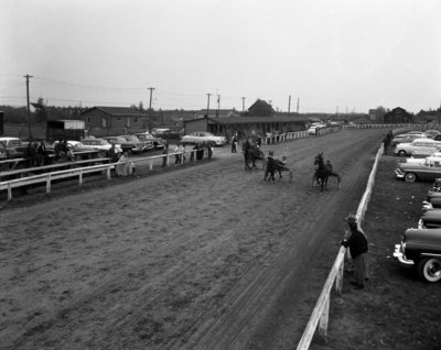 Course de chevaux, Sturgeon Falls / Horse Racing, Sturgeon Falls