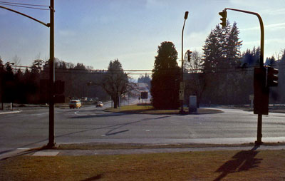 Taylor Way & Upper Levels Intersection