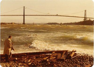 Lions Gate Bridge