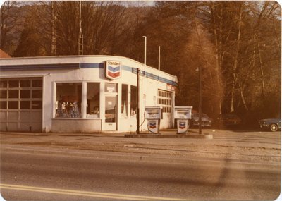 Chevron Service Station