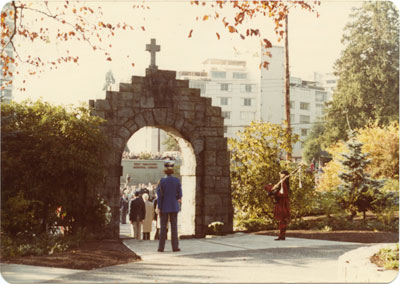 Memorial Arch