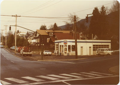 Chevron Service Station