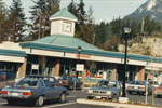 Caulfeild Plateau Shopping Centre