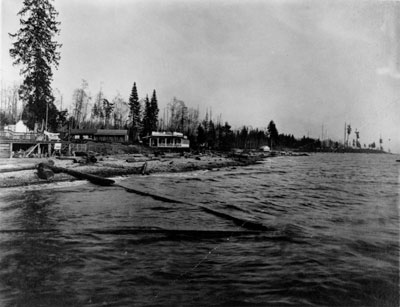 Dundarave Beach