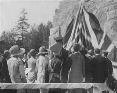 Memorial Arch