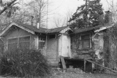 House on East Bank of Capilano River