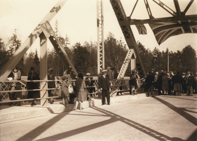 Opening of the Capilano Creek Bridge