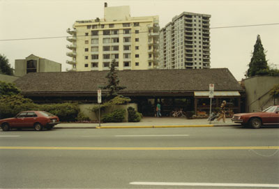 West Vancouver Memorial Library (1987)