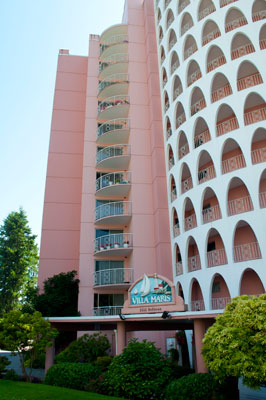 Villa Maris Apartment Building