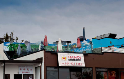 Back Alley Patio of Handi Restaurant