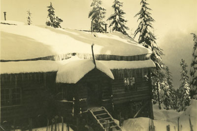 Hollyburn Ski Lodge