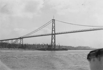 Construction of Lions Gate Bridge