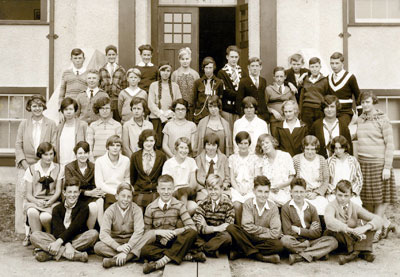 Inglewood Junior High Grade 9 Class Photo (1928/1929)