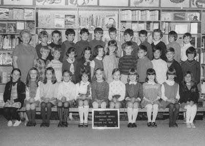 Mrs. Mould's Grade II & III Classes (1969-'70)