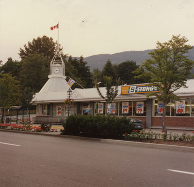 Stong's Grocery Store in Dundarave