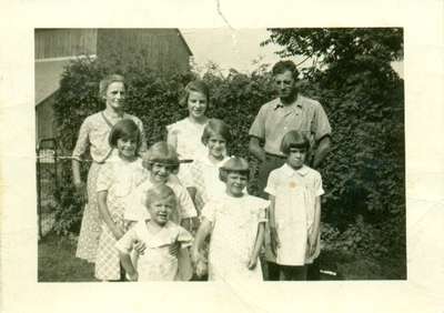 Howard and Linda Snider and Family, Waterloo, Ontario