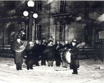 Little German Band, Waterloo