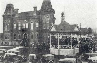 Armistice Day Celebrations, Waterloo, Ontario