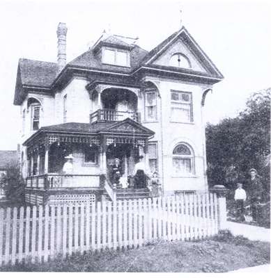 John Ritzer House, Waterloo, Ontario