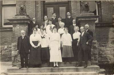 Dominion Life Assurance Company Head Office Employees, 1916