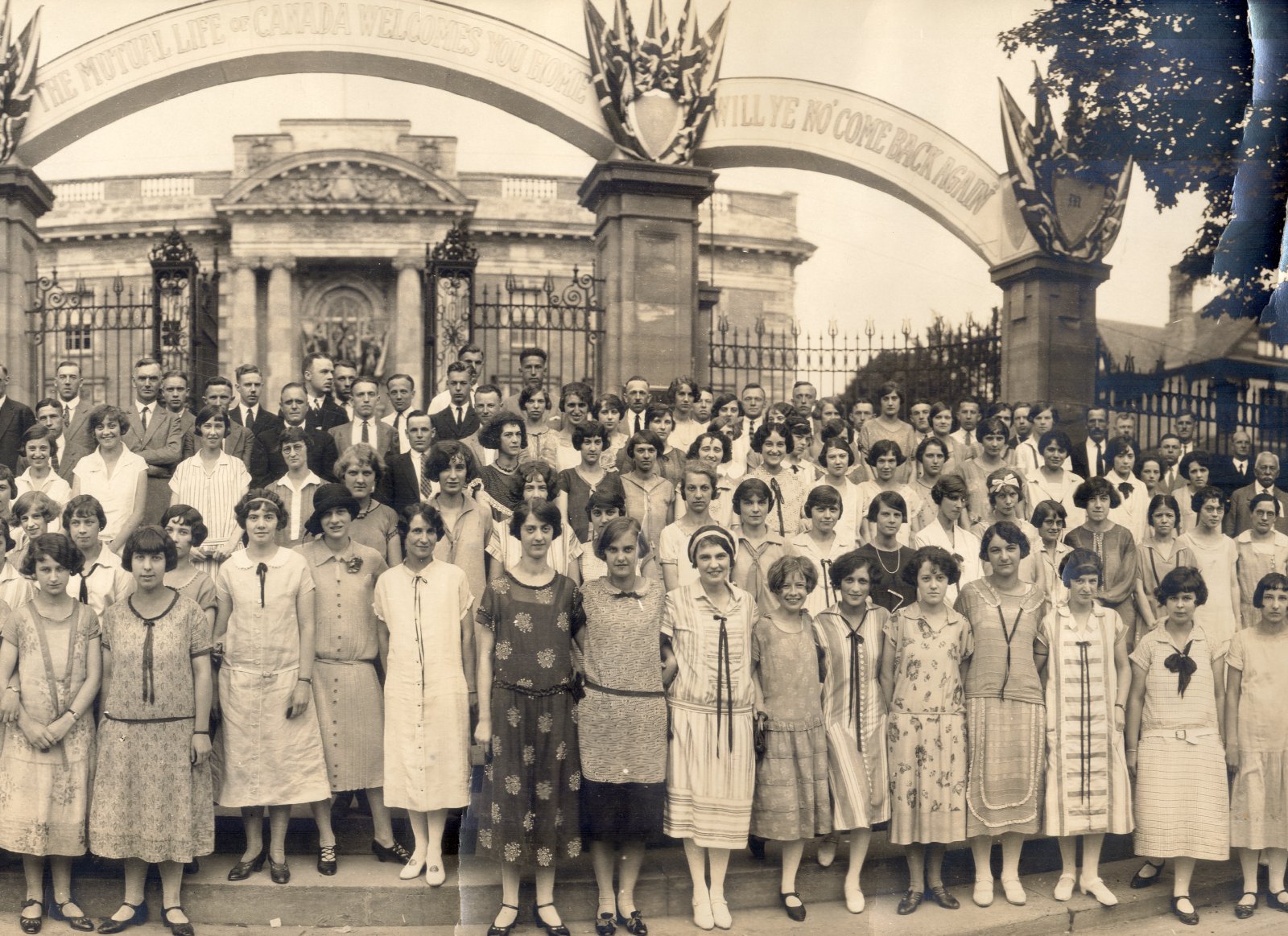 view-mutual-life-assurance-company-of-canada-employees-1925-waterloo