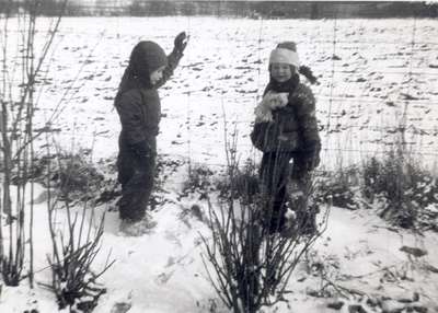 Children in the snow