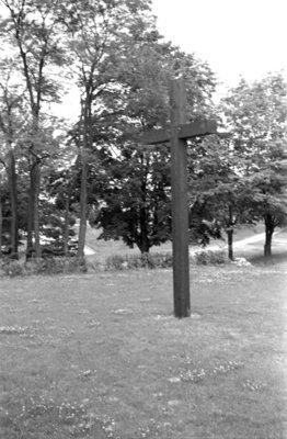 Legion Cross at Groveside Cemetery, 1936